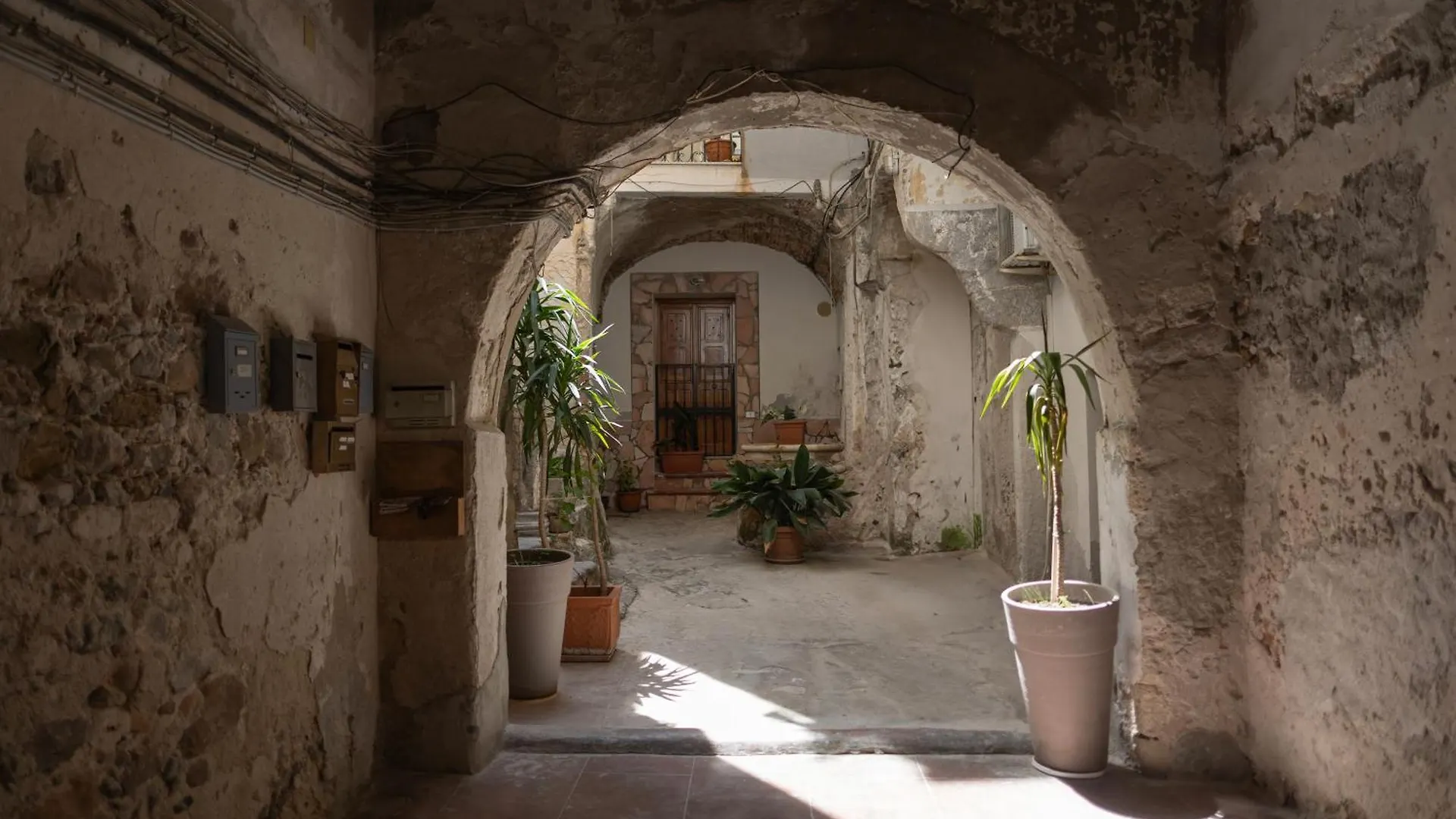 Cortile Gioeni Apartment Cefalu Italy
